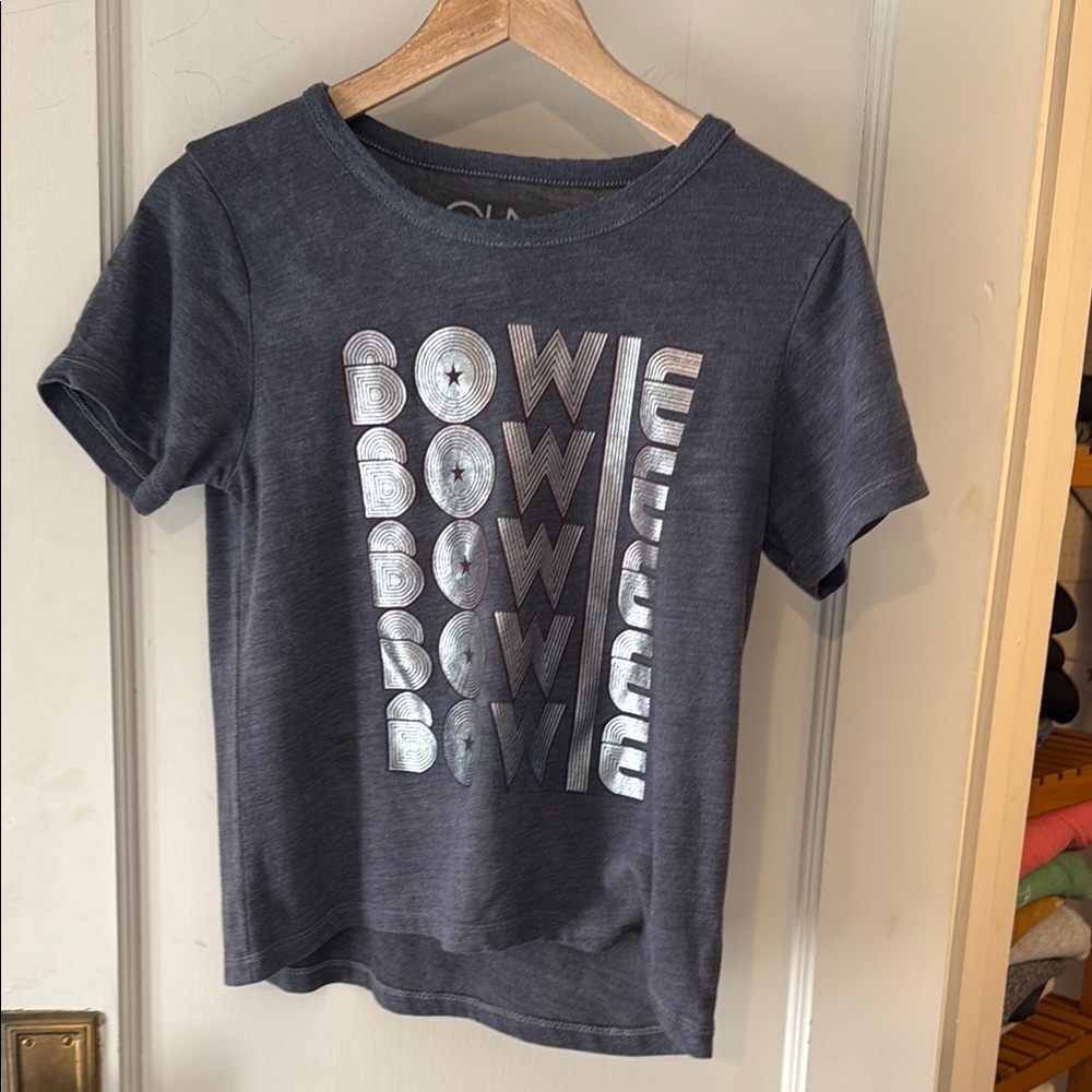 Woman’s Gray Graphic T-Shirt Chaser Bowie